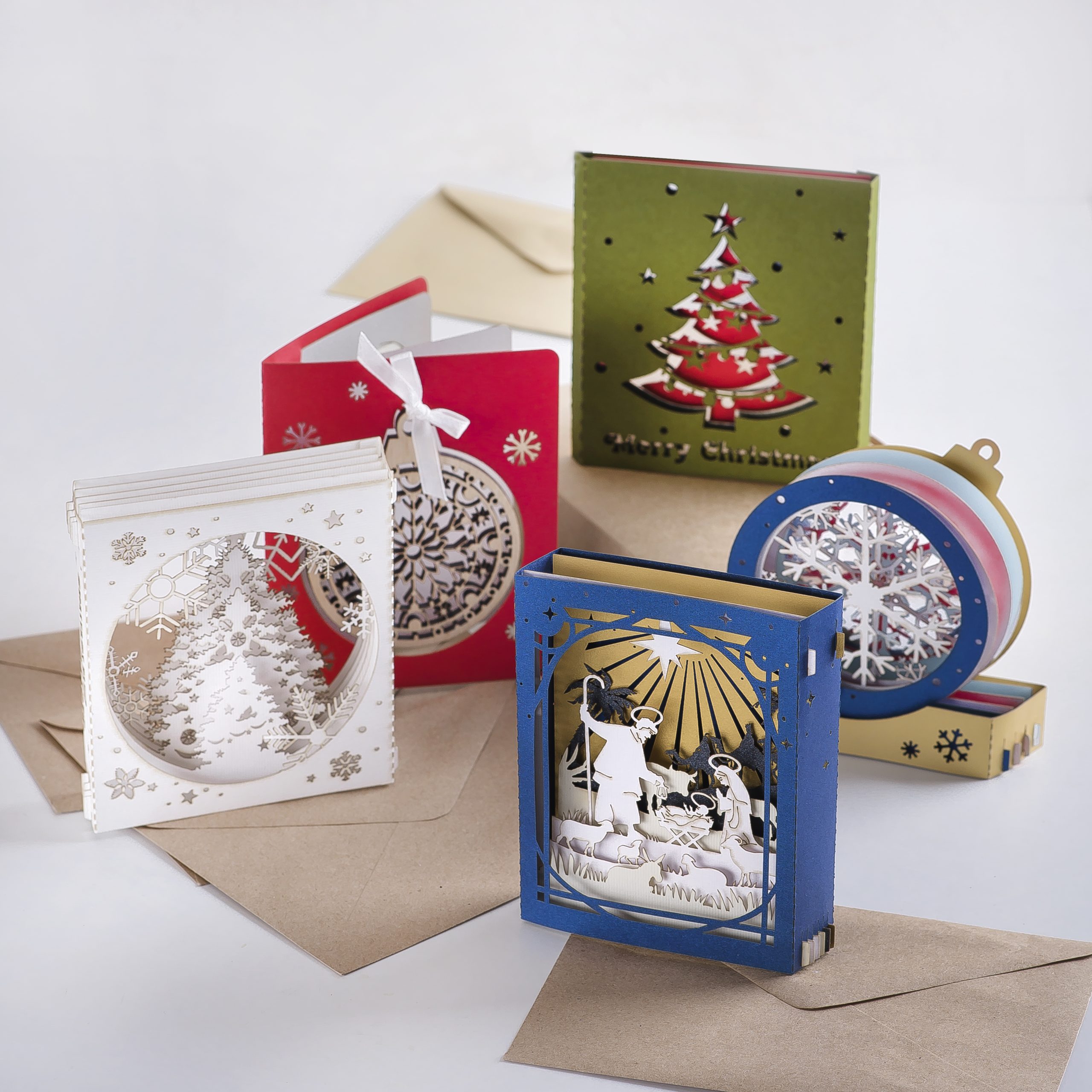 5 Pack 3D Christmas Pop Up Greeting Cards with Unique Snowflake Festive Design for Holiday